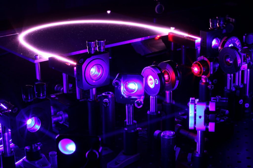 Researchers demonstrate first visible wavelength femtosecond fiber
