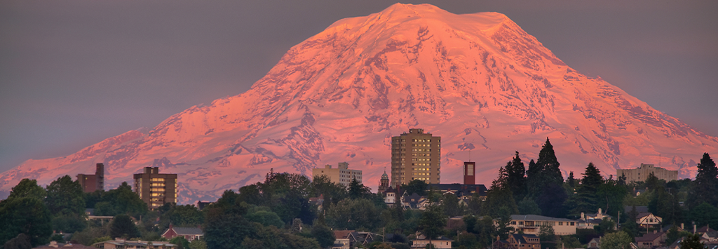 [image] Tacoma, Washington (Mount Rainier in background)